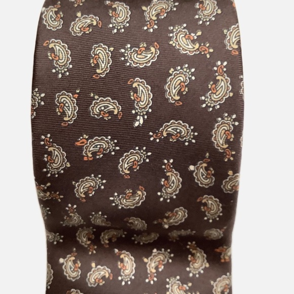 2/$30 VINTAGE Italian Brown Paisley Foulard Silk Tie - Picture 1 of 12